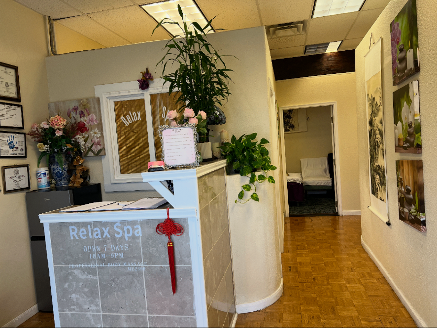 Relax Spa reception area